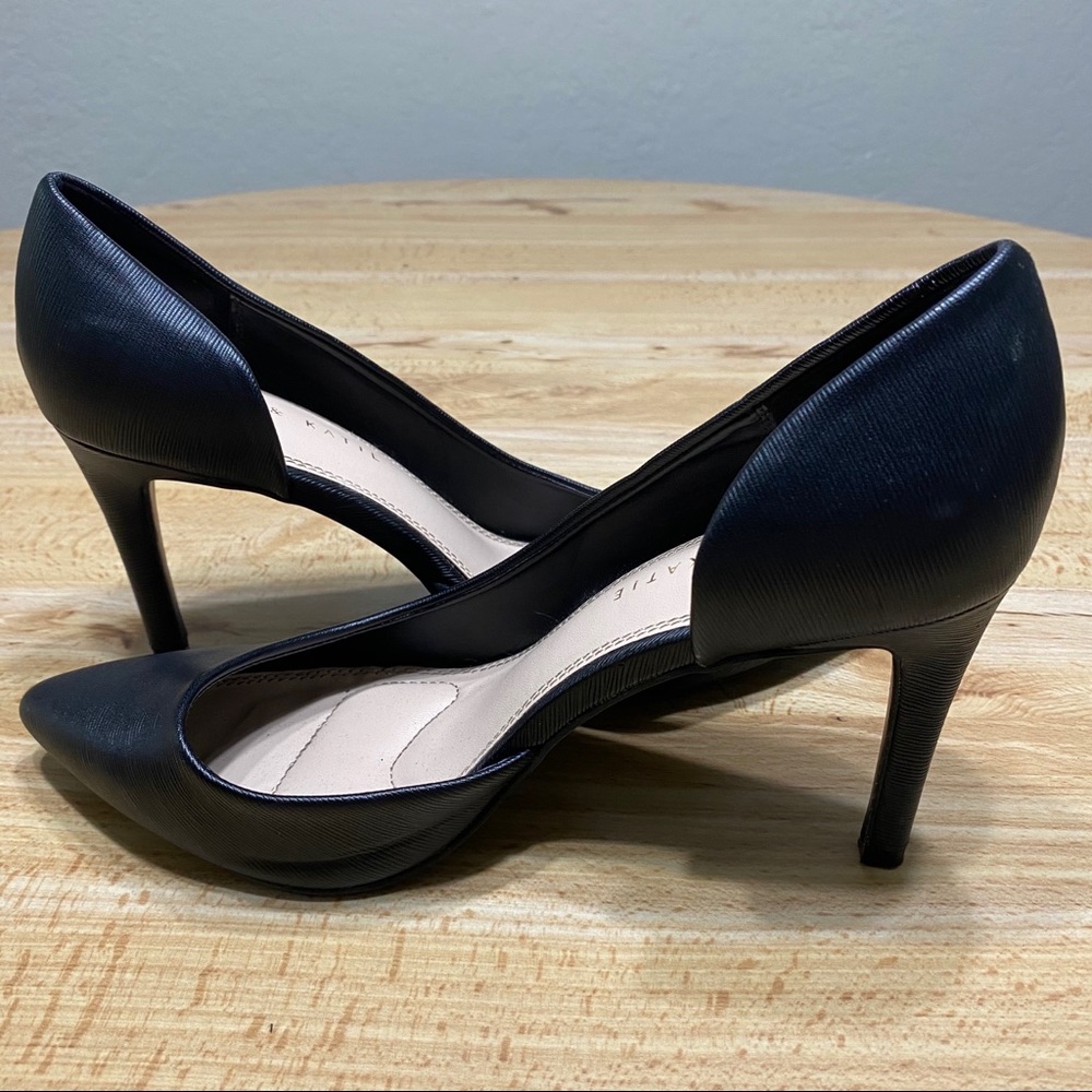 Kelly & Katie black pointed toe pumps